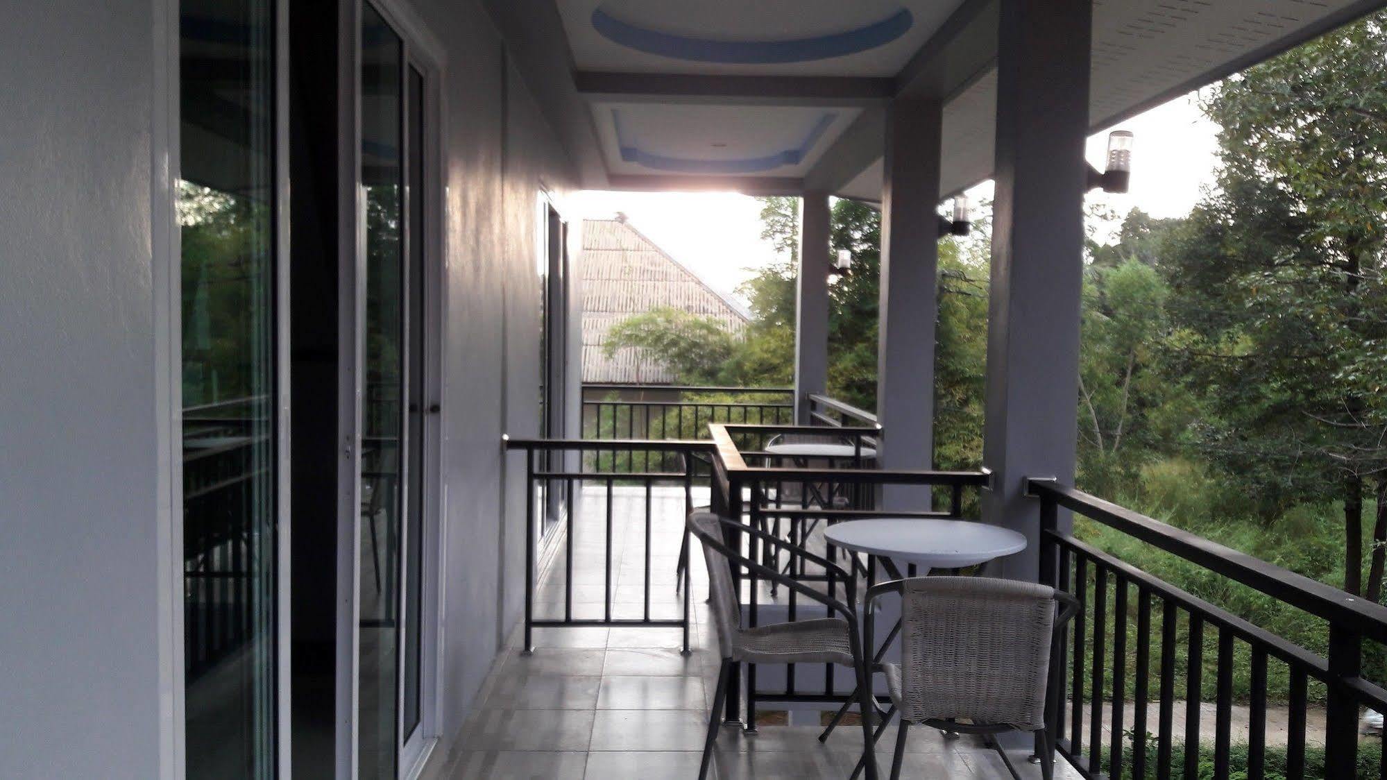Tamarind Twin Resort Koh Lanta Exterior photo